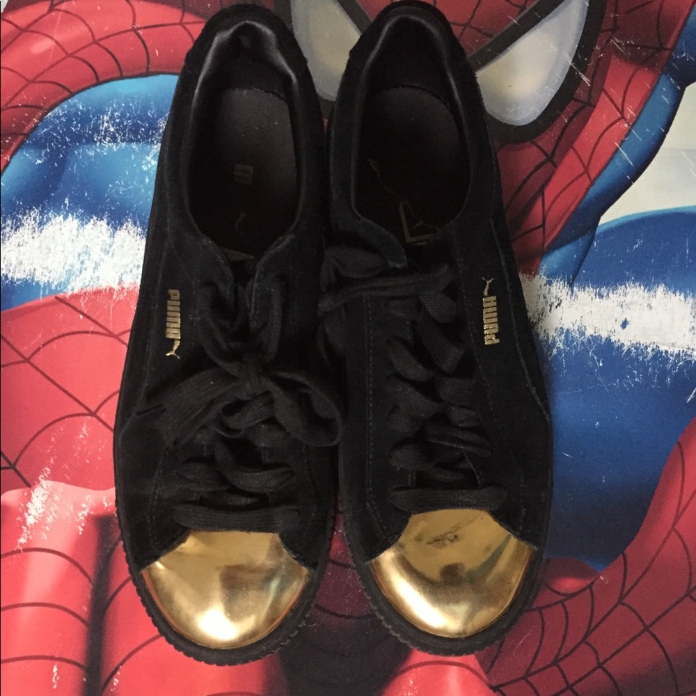 Puma Platform Suede Gold Toe Sneakers Size 10